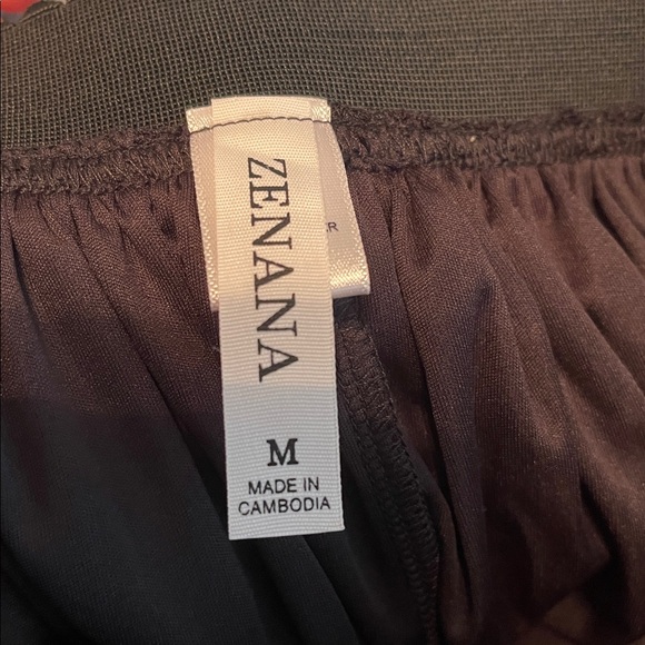 Zenana Outfitters Black Maxi Skirt - Picture 3 of 6